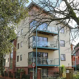 https://southampton-serviced-apartment.bournemouth-hotels.org