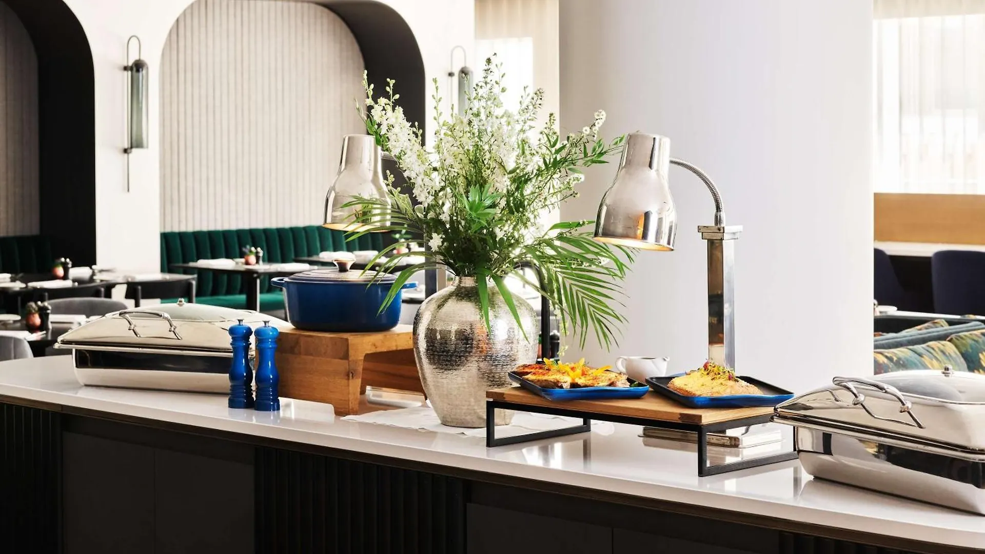 Отель Hyatt Regency London Stratford 4*,